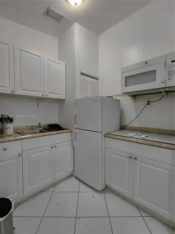 1050 NE 82nd Street Miami FL 33138