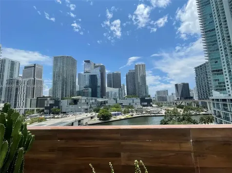 Miami FL 33130