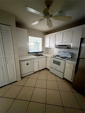 1830 Dixieanna Street Hollywood FL 33020