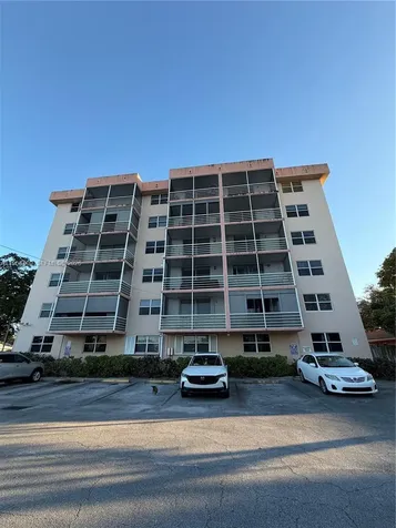 1830 Dixieanna Street Hollywood FL 33020