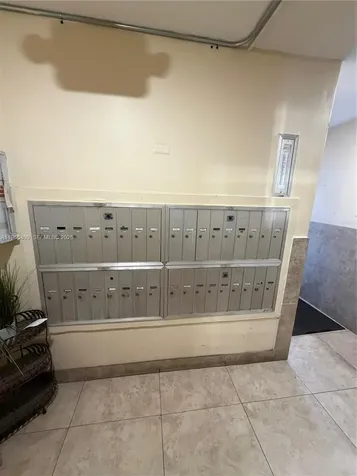 1830 Dixieanna Street Hollywood FL 33020