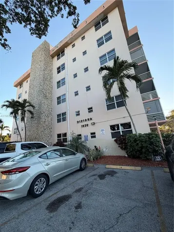 1830 Dixieanna Street Hollywood FL 33020