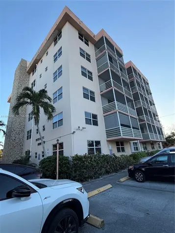 1830 Dixieanna Street Hollywood FL 33020