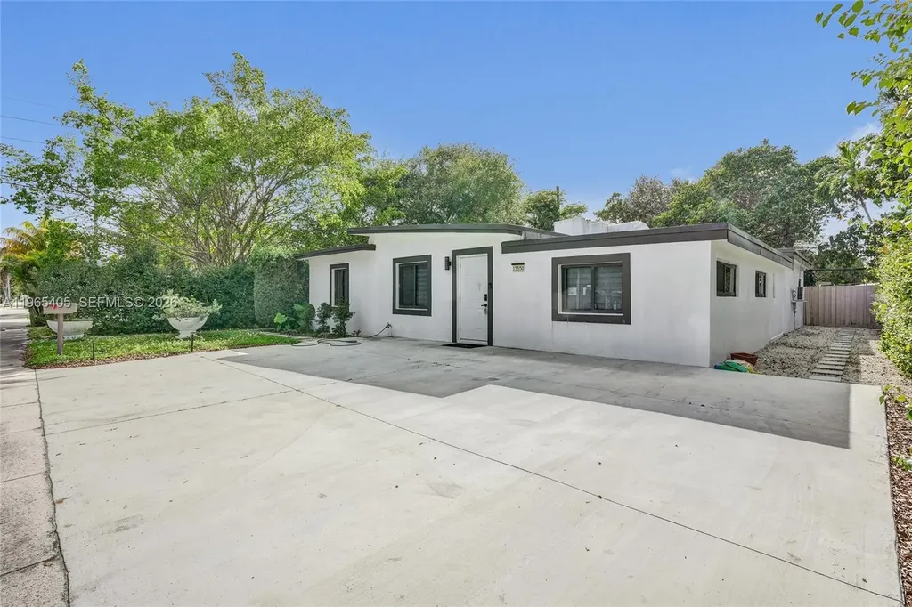 13550 NW 5th Avenue North Miami FL 33168