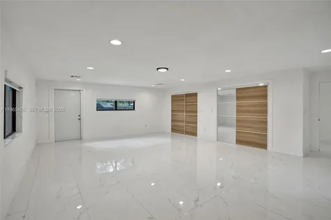 13550 NW 5th Avenue North Miami FL 33168