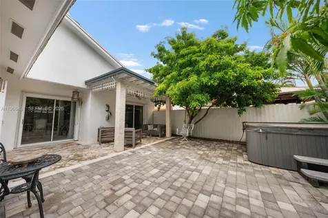 15642 SW 59th Street Miami FL 33193
