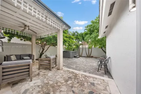 15642 SW 59th Street Miami FL 33193
