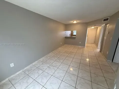 2721 NW 23rd Court Miami FL 33142