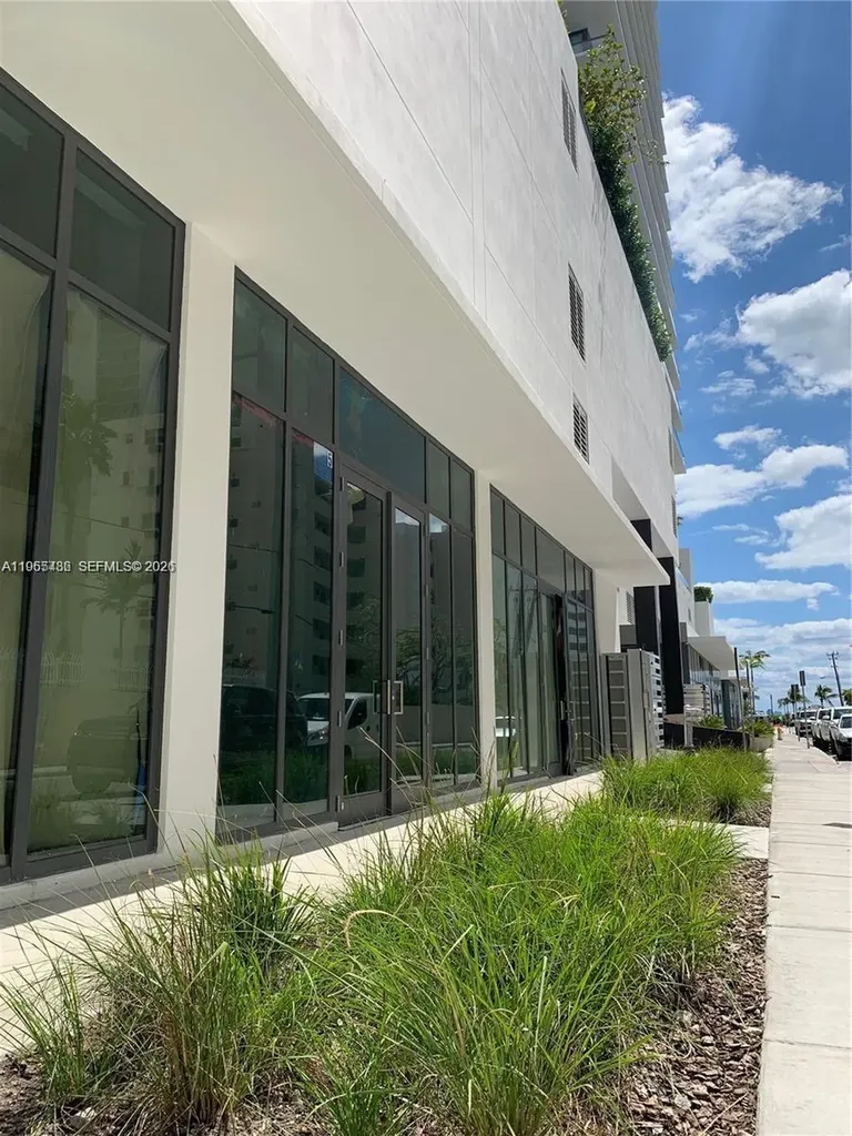 30 Terrace NE 475 Miami FL 33137