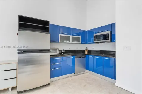 253 NE 2nd Street Miami FL 33132