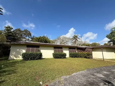 11820 SW 69th Court Pinecrest FL 33156