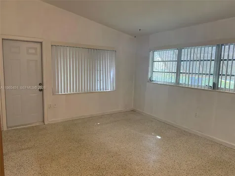 11820 SW 69th Court Pinecrest FL 33156