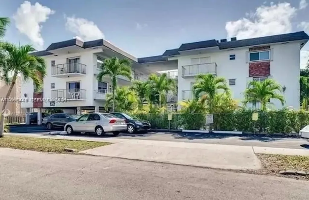 1840 Dewey Street Hollywood FL 33020