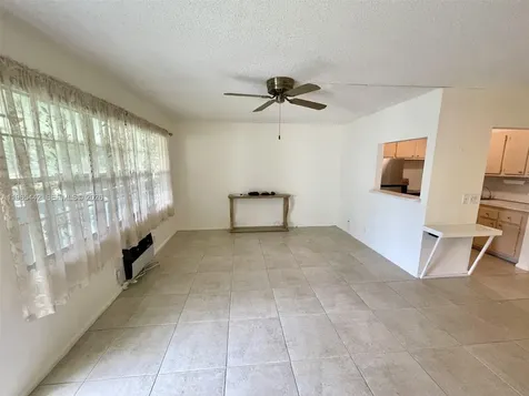 118 Upminster E Deerfield Beach FL 33442