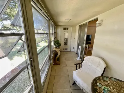 118 Upminster E Deerfield Beach FL 33442