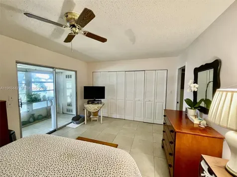 118 Upminster E Deerfield Beach FL 33442