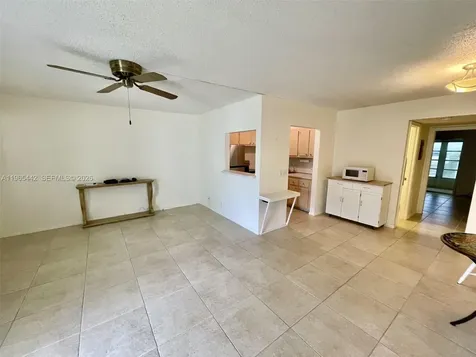118 Upminster E Deerfield Beach FL 33442