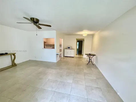 118 Upminster E Deerfield Beach FL 33442