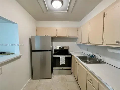 118 Upminster E Deerfield Beach FL 33442