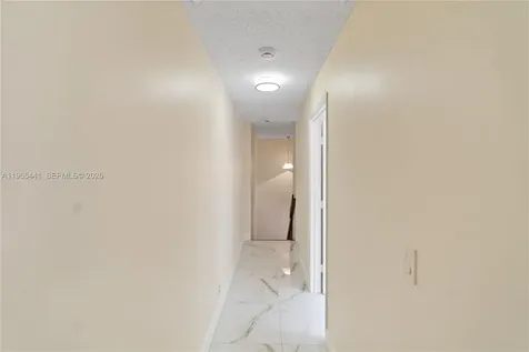 11009 Mainsail Drive Cooper City FL 33026