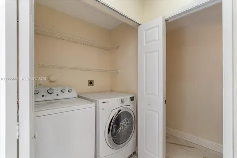 11009 Mainsail Drive Cooper City FL 33026