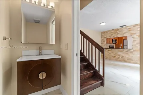 11009 Mainsail Drive Cooper City FL 33026