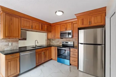 11009 Mainsail Drive Cooper City FL 33026