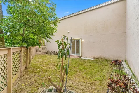 11009 Mainsail Drive Cooper City FL 33026
