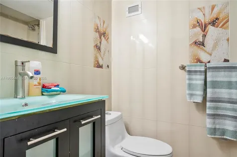 5601 Collins Avenue Miami Beach FL 33140
