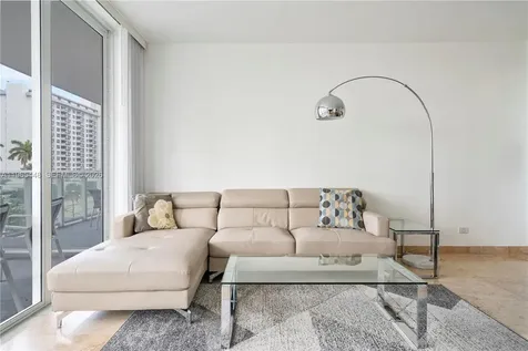 5601 Collins Avenue Miami Beach FL 33140