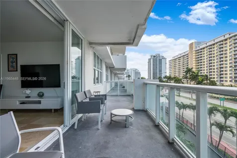 5601 Collins Avenue Miami Beach FL 33140