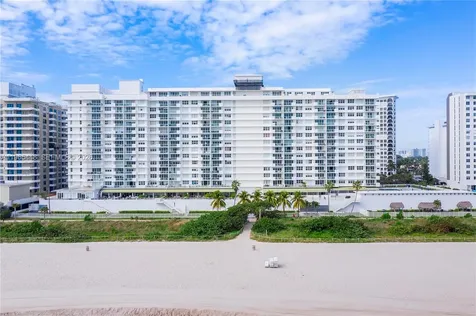 5601 Collins Avenue Miami Beach FL 33140