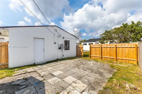 1918 Taft Street Hollywood FL 33020