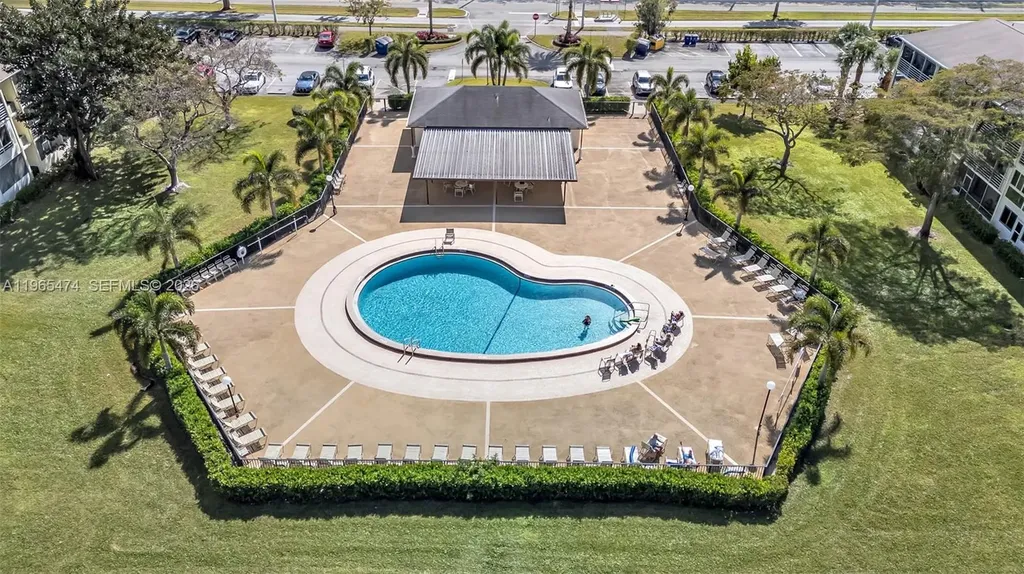 152 Dorset D Boca Raton FL 33434