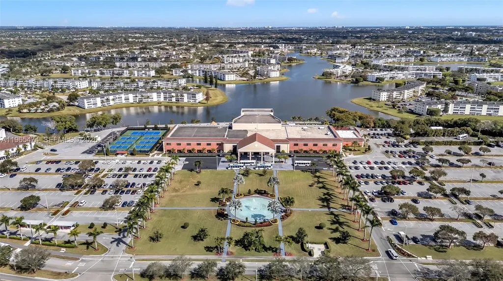 152 Dorset D Boca Raton FL 33434