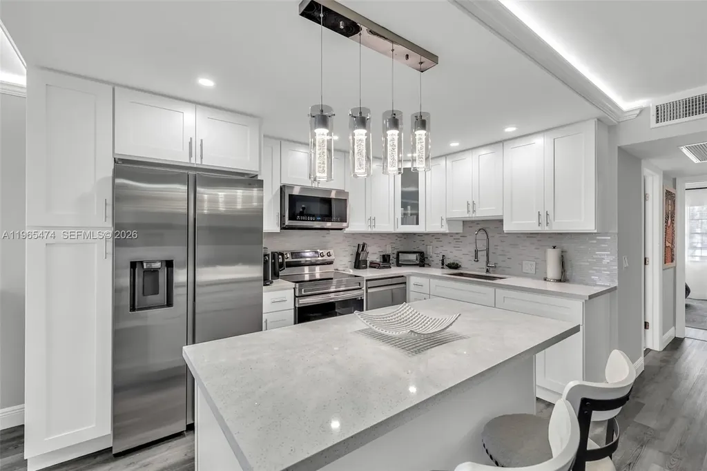 152 Dorset D Boca Raton FL 33434