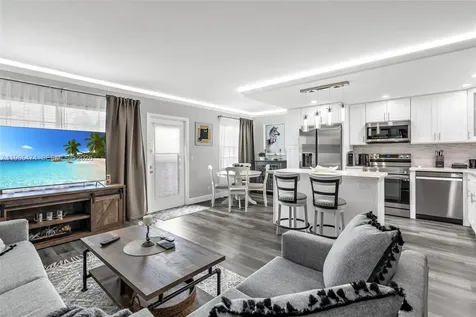 152 Dorset D Boca Raton FL 33434