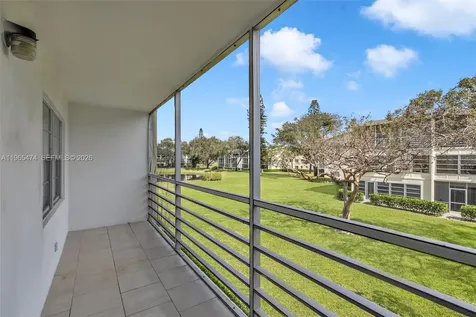 152 Dorset D Boca Raton FL 33434