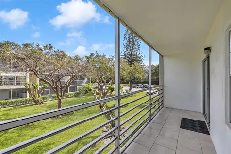 152 Dorset D Boca Raton FL 33434