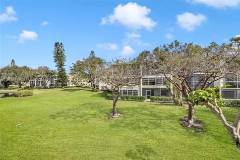 152 Dorset D Boca Raton FL 33434