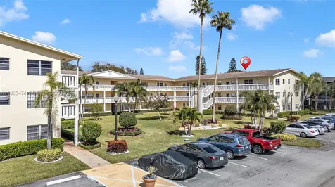 152 Dorset D Boca Raton FL 33434