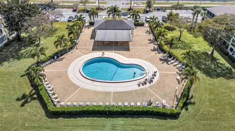 152 Dorset D Boca Raton FL 33434