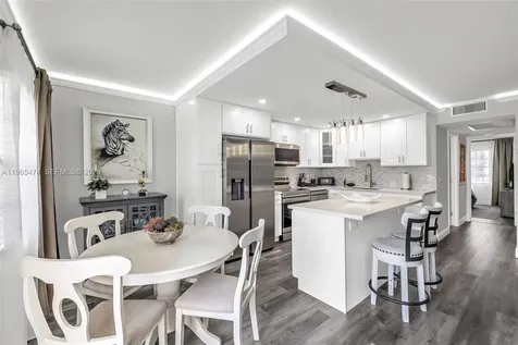 152 Dorset D Boca Raton FL 33434