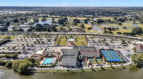 152 Dorset D Boca Raton FL 33434