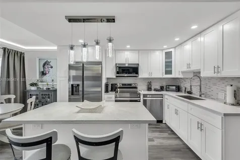 152 Dorset D Boca Raton FL 33434