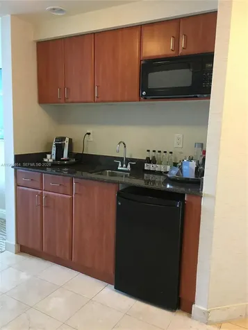 18001 Collins Avenue Sunny Isles Beach FL 33160