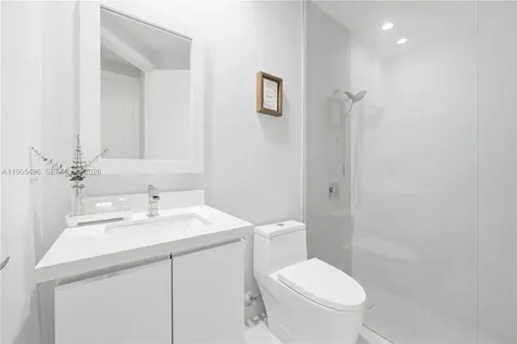 10530 NW 63rd Terrace Doral FL 33178