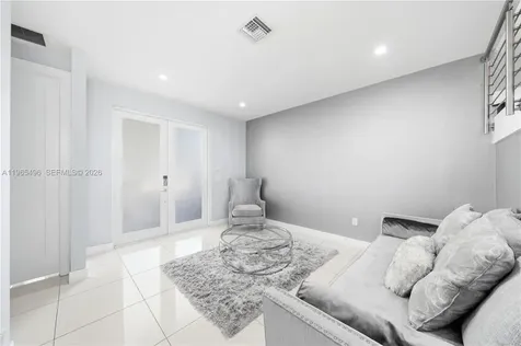 10530 NW 63rd Terrace Doral FL 33178