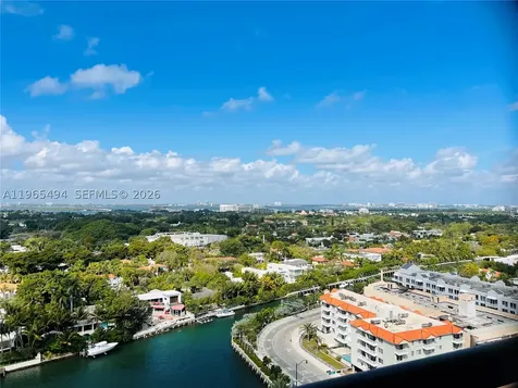 2555 Collins Avenue Miami Beach FL 33140