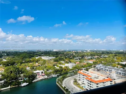 2555 Collins Avenue Miami Beach FL 33140